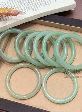 本命年新疆东陵玉手镯菠菜绿东陵玉绿色玉石手镯福利正圈礼物