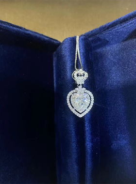心形1克拉莫桑石豪华镶嵌女款吊坠项链D色莫桑过侧钻笔带证书黑卡
