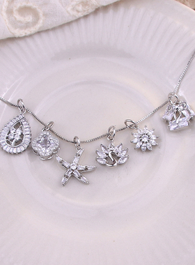 小蛮腰四叶草吊坠女款项链