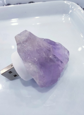粉嫩的小夜灯粉粉人缘水晶