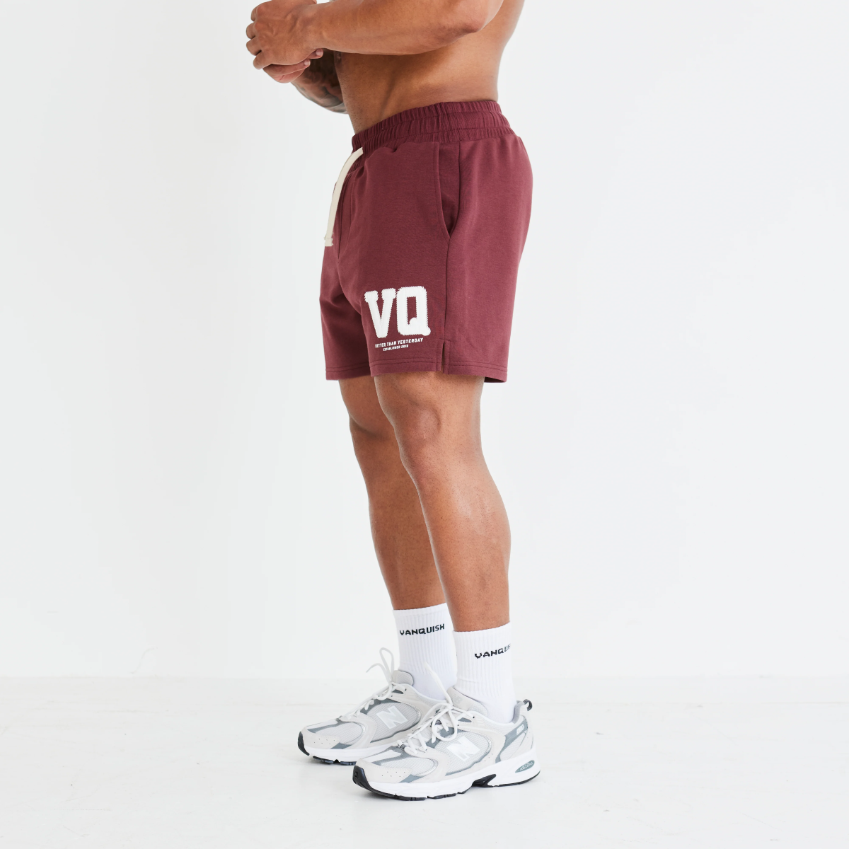 只想你惊讶 VANQUISH VARSITY VQ学院优雅撞击肌肉男绣花运动短裤 - 图3