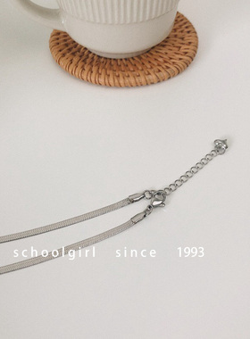 时尚博主扁蛇骨链项链简约钛钢不掉色锁骨链百搭ins风潮人叠戴