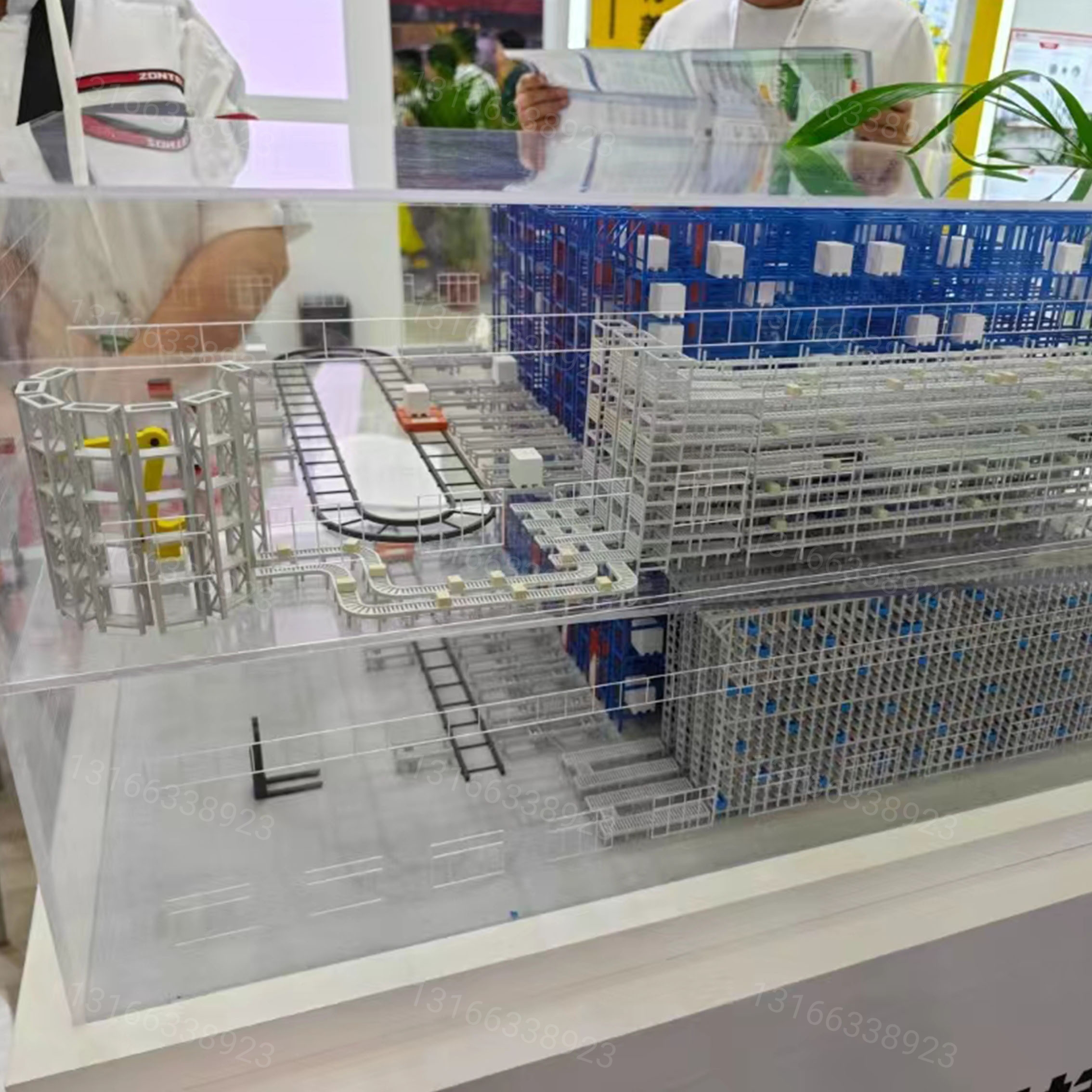 自动化立体车库堆垛机模型  智能化立体仓储货架模型 agv小车模型 - 图0