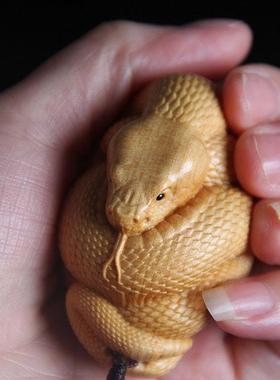 崖柏手把件木雕生肖蛇手把玩件木制蛇雕刻创意小青蛇小白蛇把玩件