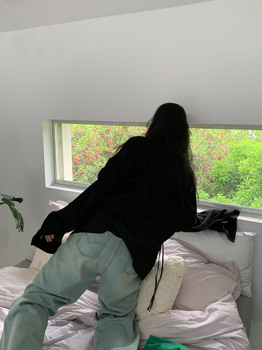 洛边 按头安利～ 小众复古洗水牛仔裤女初秋新款宽松直筒阔腿长裤 - 图2