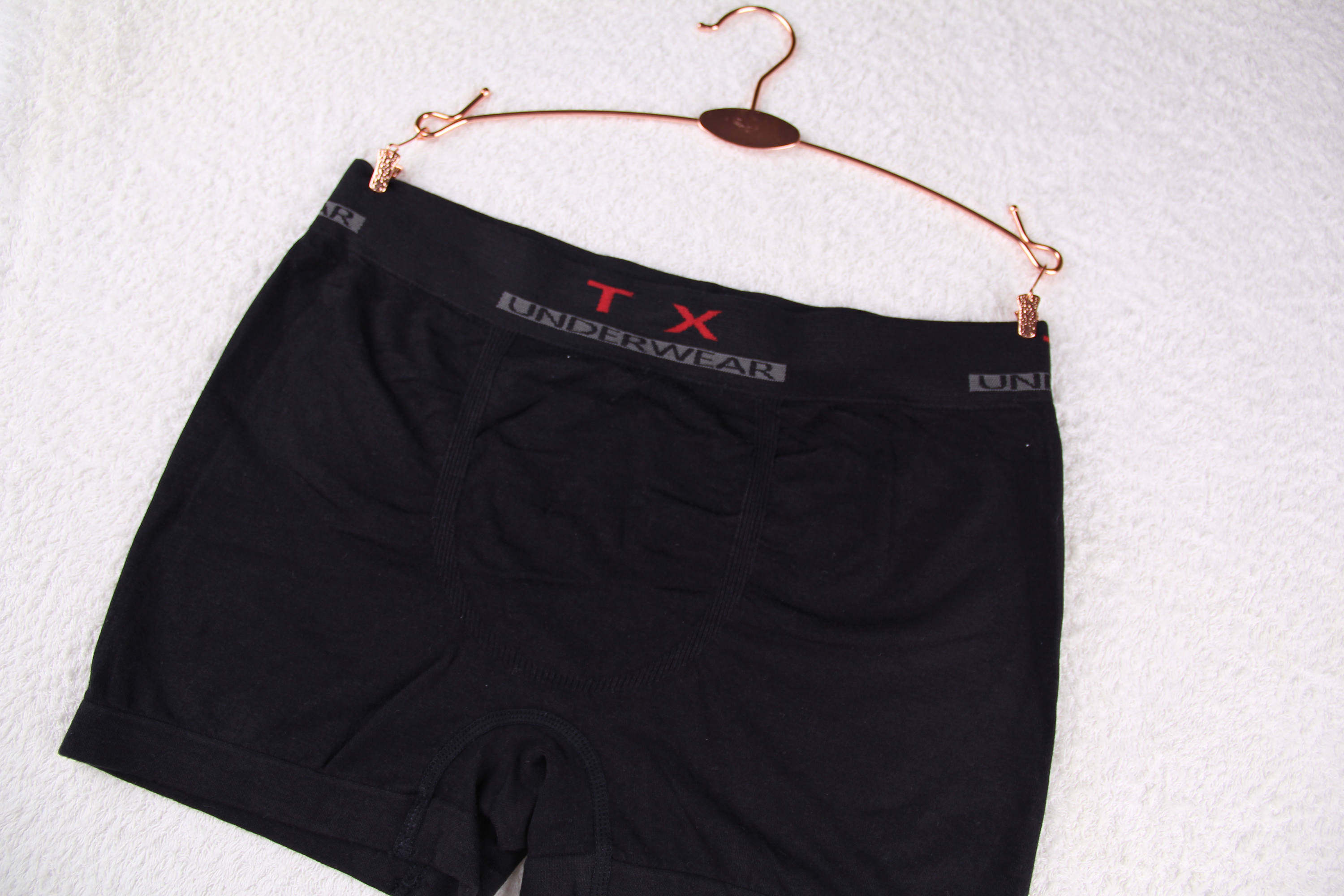 男士内裤莫代尔无缝一片式平角短裤弹力无痕中腰针织紧身买四送一,淘宝优惠券,粉丝福利购,淘宝优惠卷