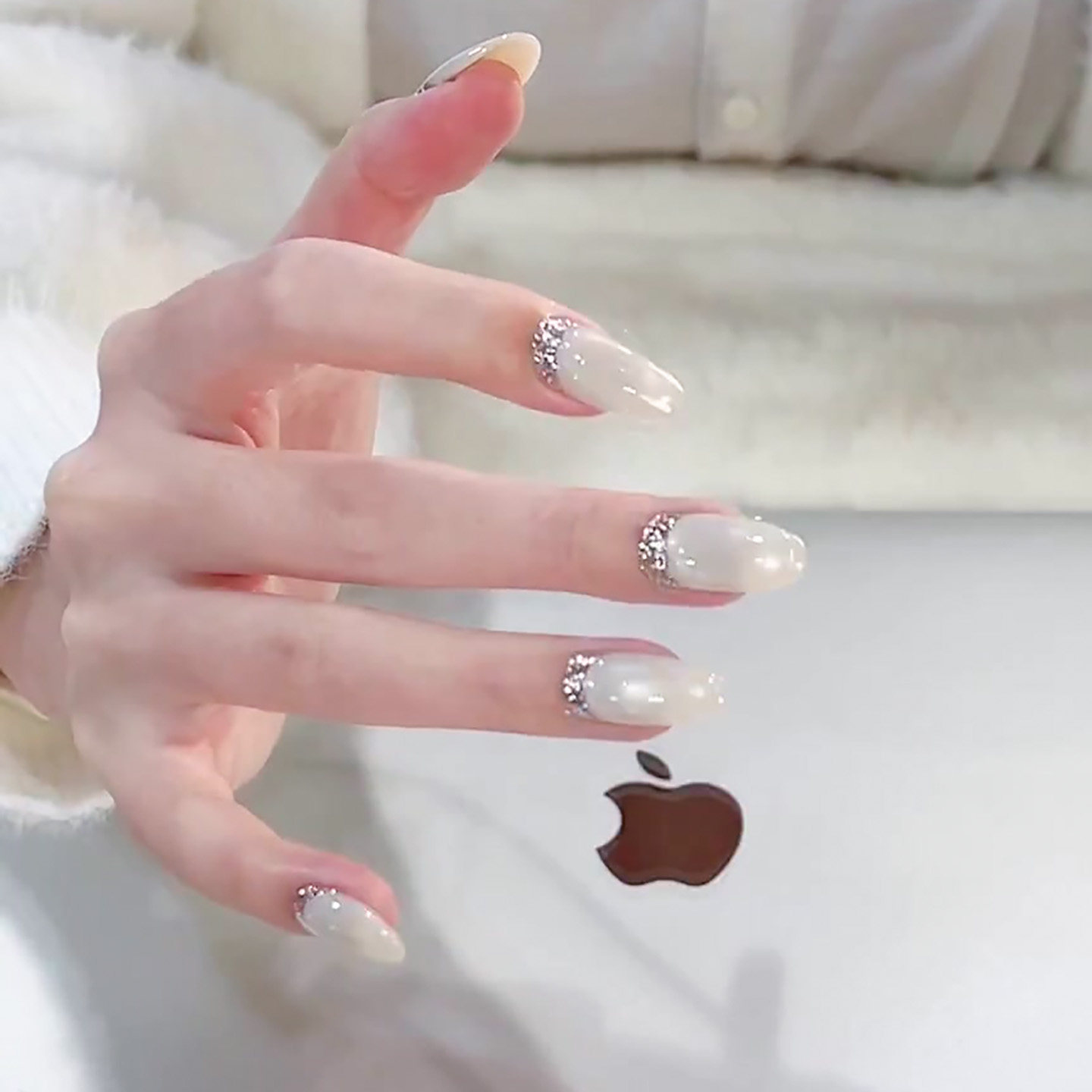 2026年新款嫩豆腐白猫眼法式显白网红美甲穿戴甲纯手工高级感短款,淘宝优惠券,粉丝福利购,淘宝优惠卷