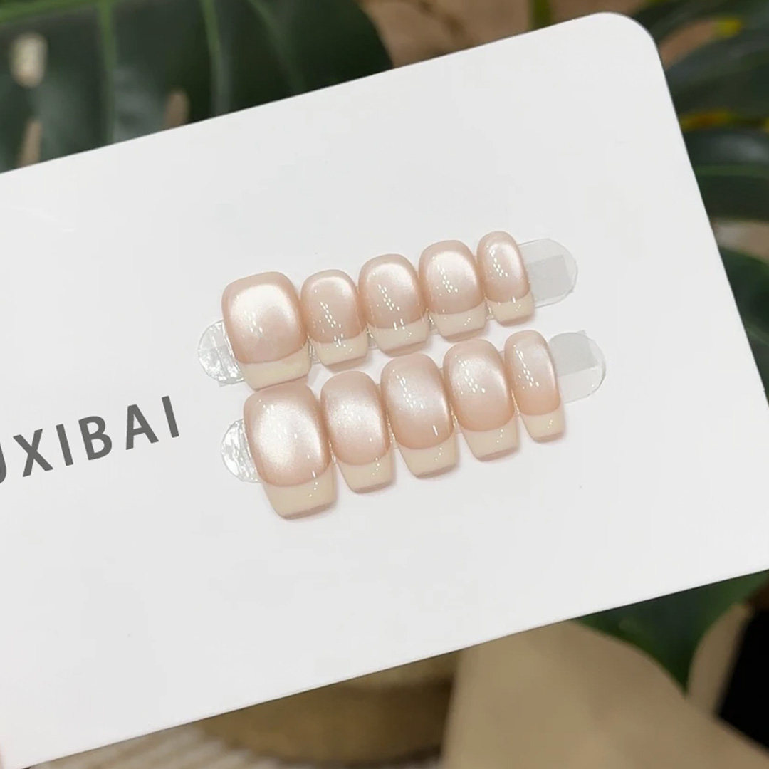 2025年新款月牙湾白金法式猫眼网红美甲显白穿戴甲纯手工高级感,淘宝优惠券,粉丝福利购,淘宝优惠卷
