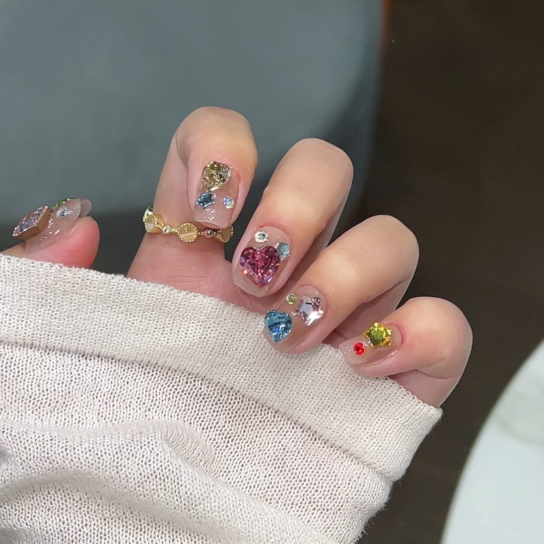 2025年新款宝石糖盒子爆闪彩色满手钻美甲显白穿戴甲纯手工高级感,淘宝优惠券,粉丝福利购,淘宝优惠卷