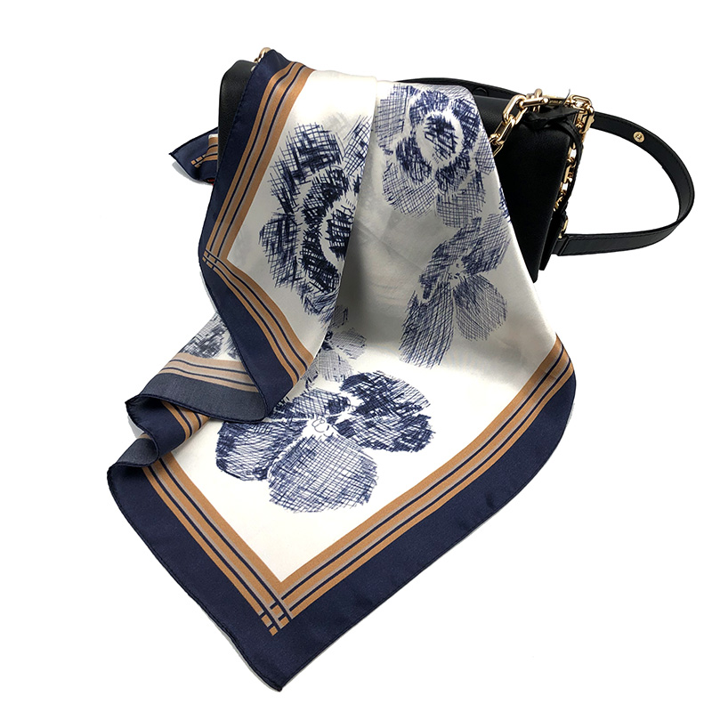 上海故事服饰配件旗舰店上海故事桑蚕丝丝巾女防晒小方巾百搭春秋季搭西装新品围巾2