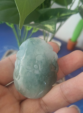 天然翡翠正品送福麒麟吊坠挂件