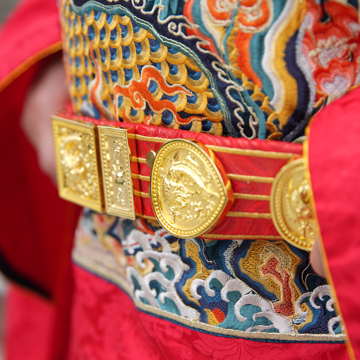 乌衣巷红色明制革带5厘米汉服腰带飞鱼浮雕金属皮带配饰,淘宝优惠券,粉丝福利购,淘宝优惠卷