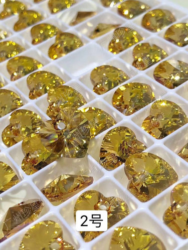 新款施家水晶6228桃心6色混装一包任何肤质正常规格世奇水晶饰品 - 图2