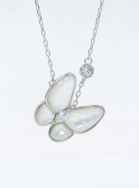 蝴蝶恋与制作人韩版白母贝项坠