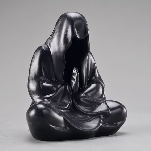 GK Mysterious Man in Black, Faceless Buddha, Meditation, Dark Desktop Ornaments, Game and Anime Peripheral Props