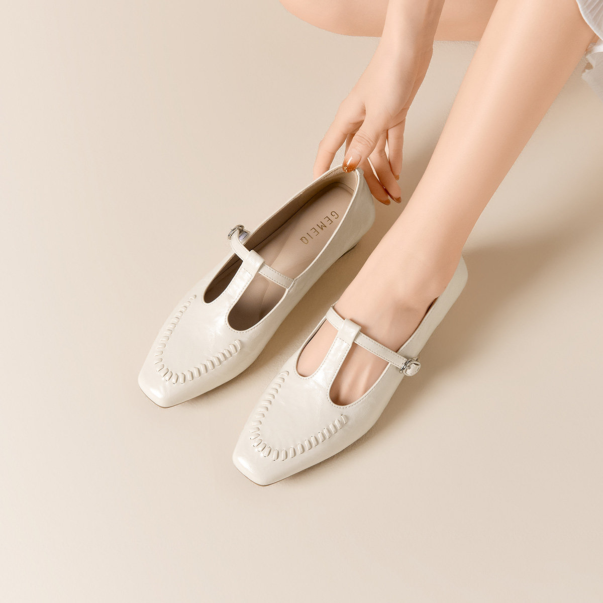 戈美其商场同款玛丽珍鞋女款2026年春季新款复古方头中式粗跟单鞋,淘宝优惠券,粉丝福利购,淘宝优惠卷