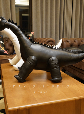 INS网红打卡恐龙进口玩家拍照