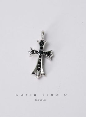 经典机车朋克风潮人十字架吊坠