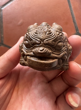 正宗金丝楠木雕手把件盘玩双头貔貅创意汽车挂件男女转钱送礼招财