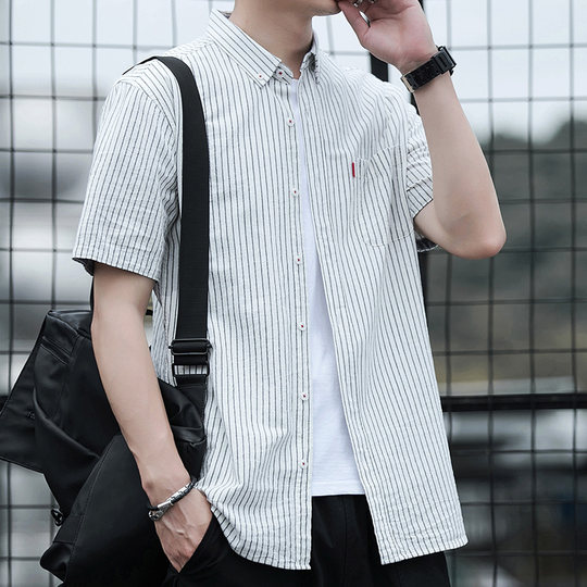 2025夏季新款男士薄款条纹短袖衬衫宽松休闲男装棉衬衣潮流寸上衣