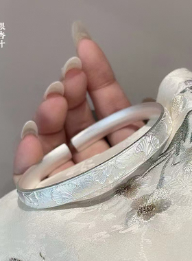 胜银·银杏叶古法足银999.9手镯实心开口内卜满雕送朋友闺蜜银镯