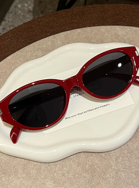 复古红色高级感猫眼墨镜女款夏季2025新款方圆脸显瘦近视太阳眼镜