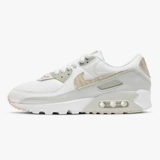 Nike, осенний кушон, беговые кроссовки, сезон осень 2022, тренд сезона