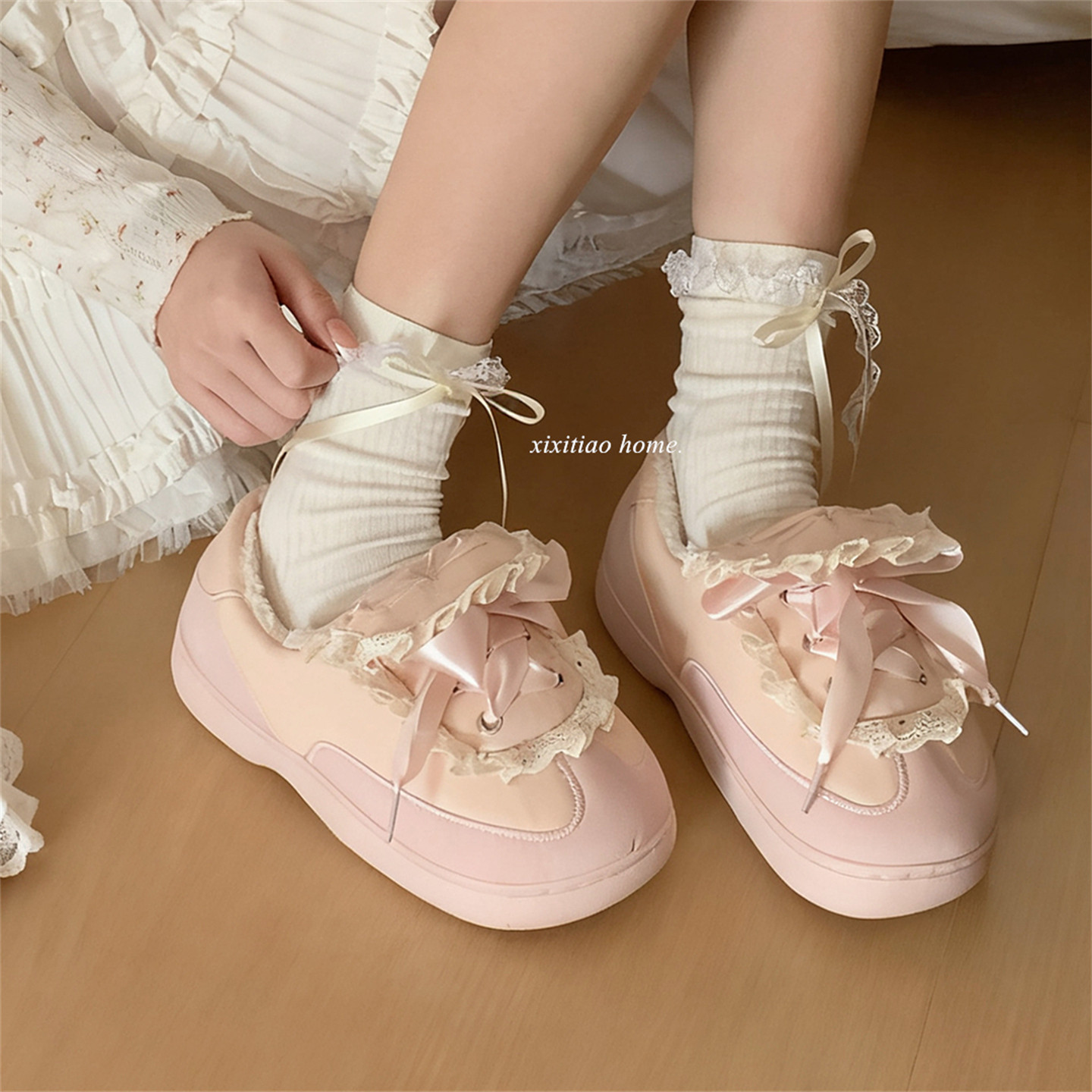 细细条 甜美德训鞋女学生秋冬外穿防滑韩系蝴蝶结板鞋加绒小白鞋,淘宝优惠券,粉丝福利购,淘宝优惠卷