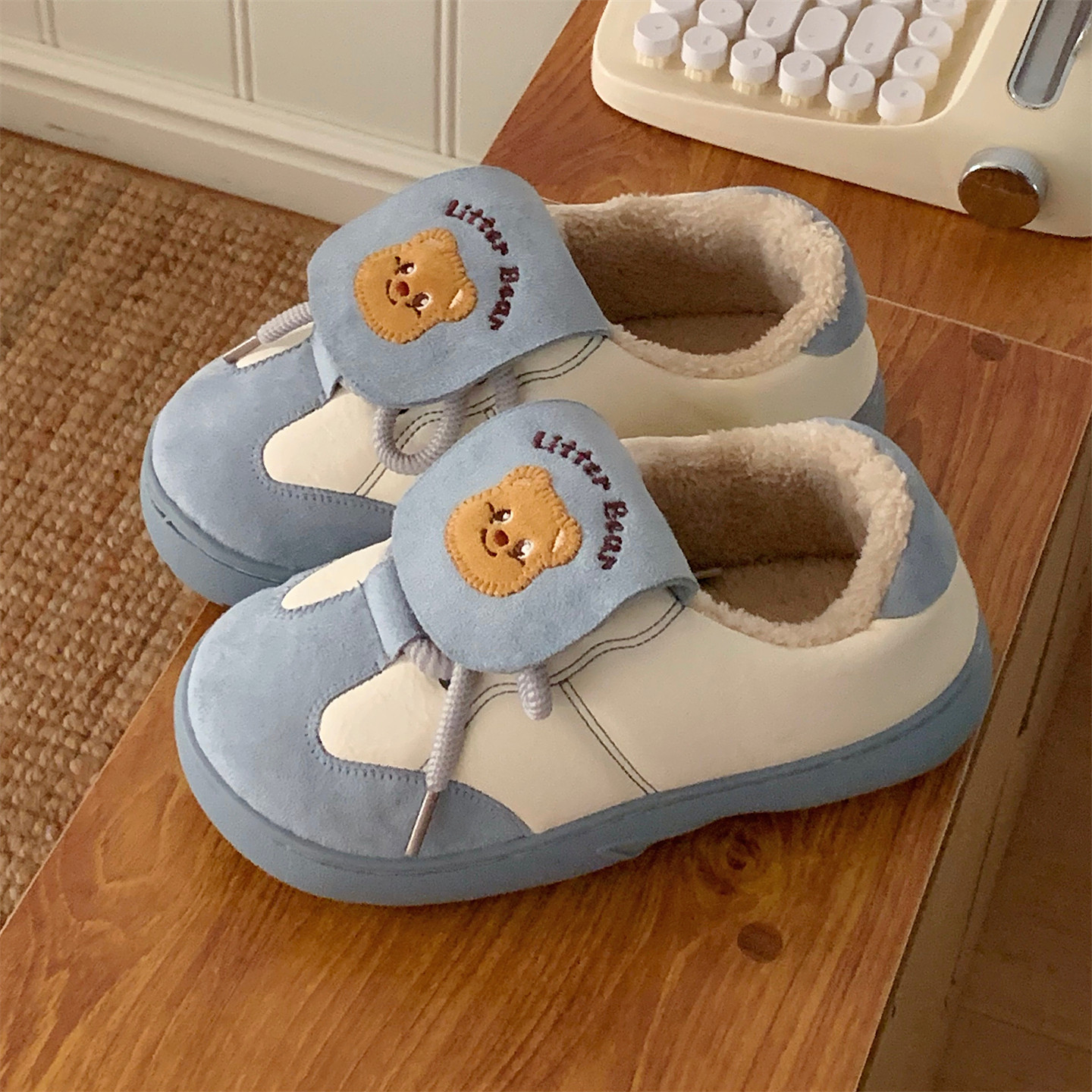 细细条 可爱小熊加绒板鞋女2025冬季新款外穿休闲翻盖拼色板鞋ins,淘宝优惠券,粉丝福利购,淘宝优惠卷