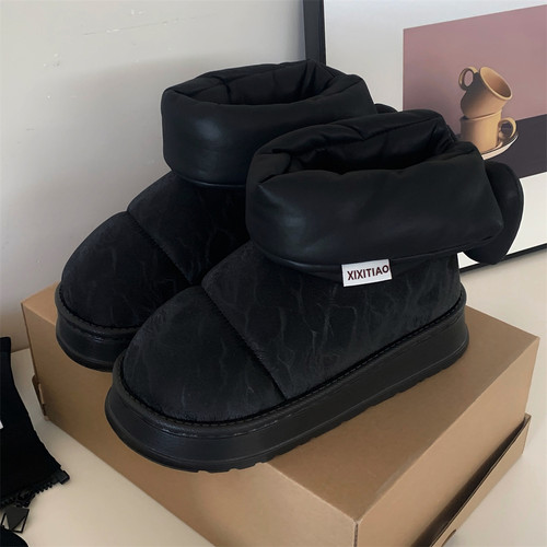 细细条 蝴蝶结雪地靴女冬季加绒保暖网红防水pu防滑厚底中筒棉靴 - 图0