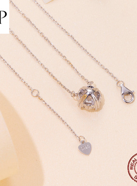 锦河畔一克拉莫桑石项链