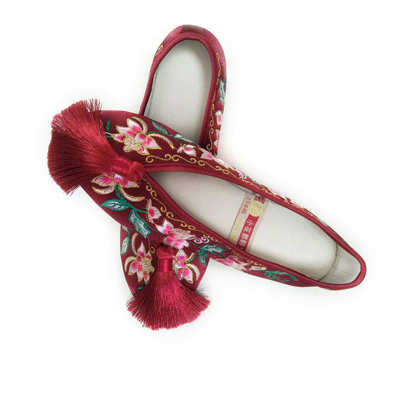 正品足下有福绣花鞋流苏鞋格格鞋单鞋女鞋旗袍鞋老北京布鞋9021,淘宝优惠券,粉丝福利购,淘宝优惠卷
