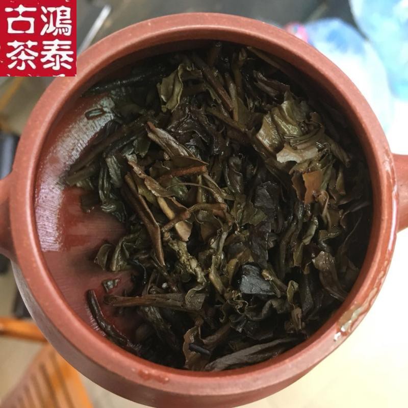 云南普洱茶 2006年 佤山映象7751茶砖 谭梅制 250克生茶 包邮 - 图2