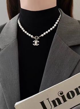 年轻人珍珠项链双C小香风