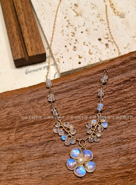 天然月光石花枝造型手链女