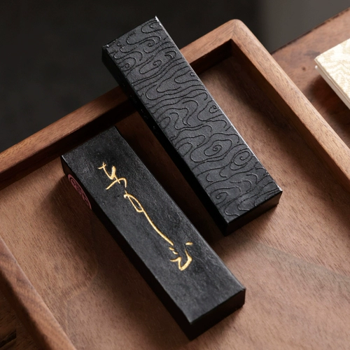 Mo Yunnang Light Ink Blocks и чернильные полоски, сделанные из японского сырого соснового дыма, клей клей с розовыми сосновыми чернилами подарок