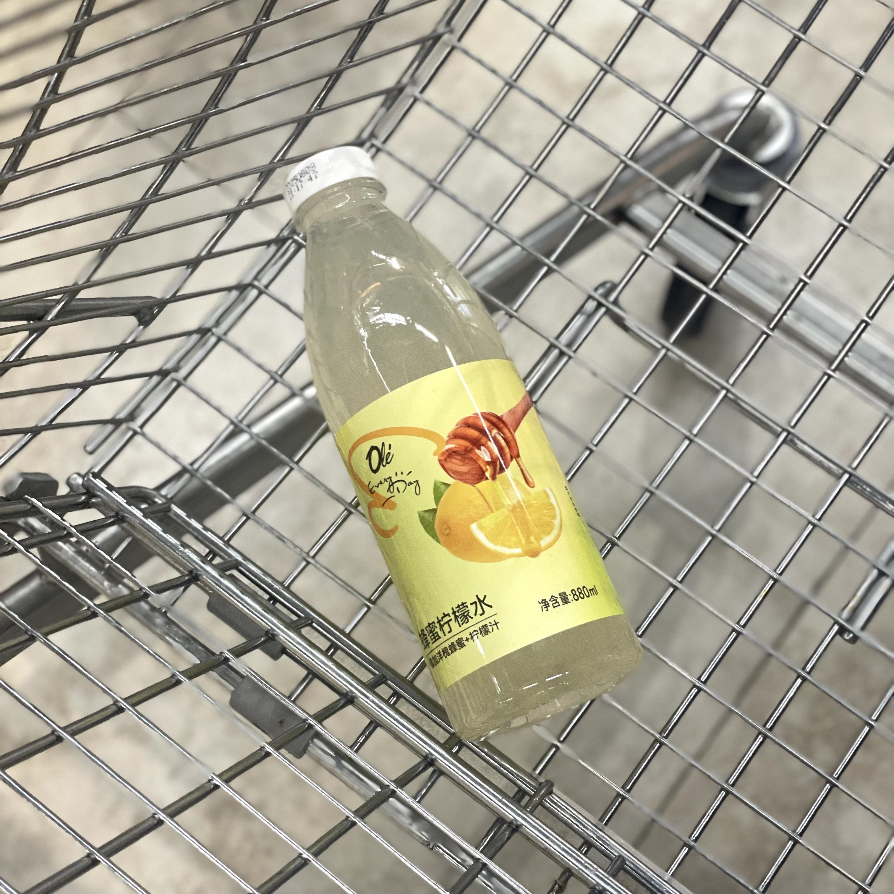OLE超市代购EveryDay蜂蜜柠檬水880ml饱满多汁柔润爽口配料简单