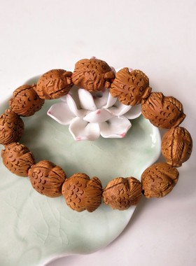 桃核雕刻小鱼手串天然佛珠念珠