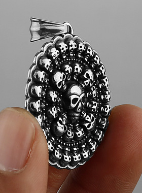 复古骷髅鬼头圆形钛钢吊坠欧美男士时尚个性嘻哈不锈钢吊坠项链