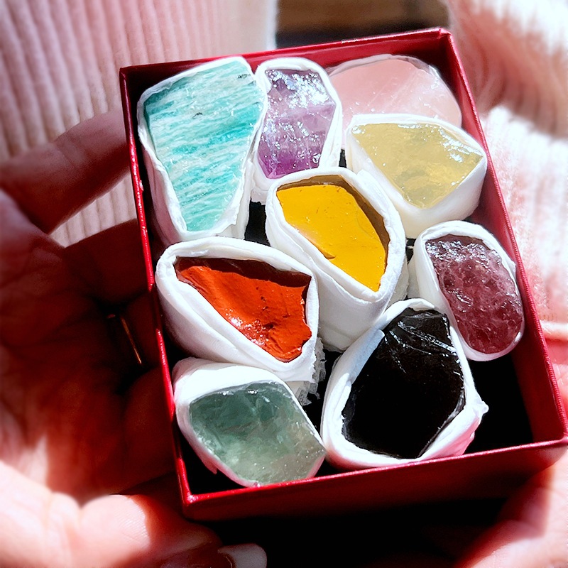 儿童圣诞礼品盒 九种天然彩色迷你水晶矿石盒标本原石原矿伴手礼 - 图2