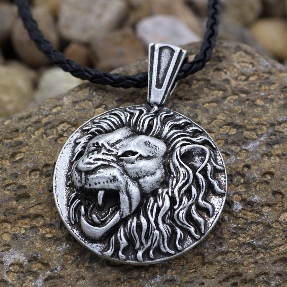 欧美饰品 狮子头大型吊坠狮子 动物图腾项链男士双面吊坠