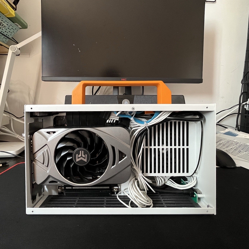 傻瓜超人SGPC K49 ITX A4游戏电脑主机迷你小机箱搭配SFX送提手 - 图1