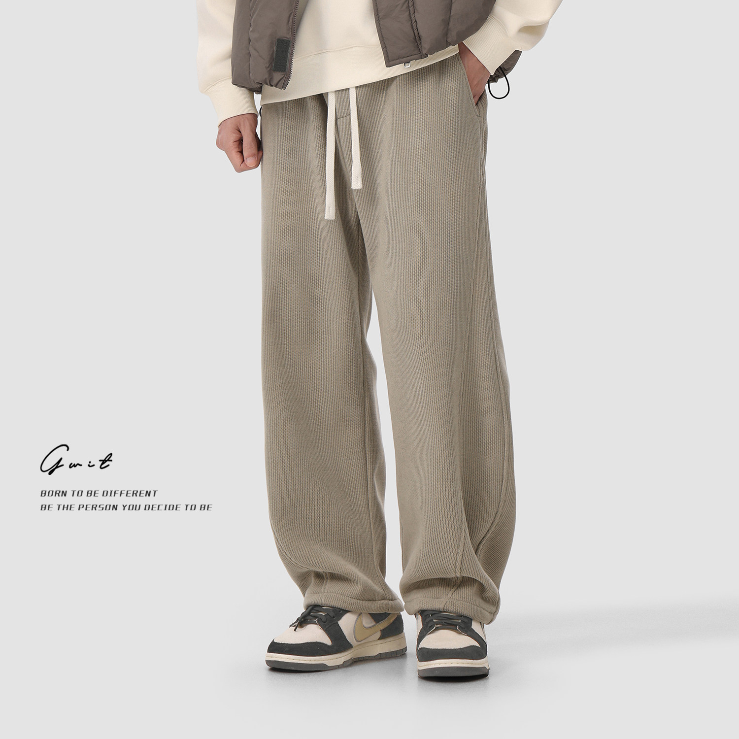 Heavy drape plus velvet scimitar casual pants