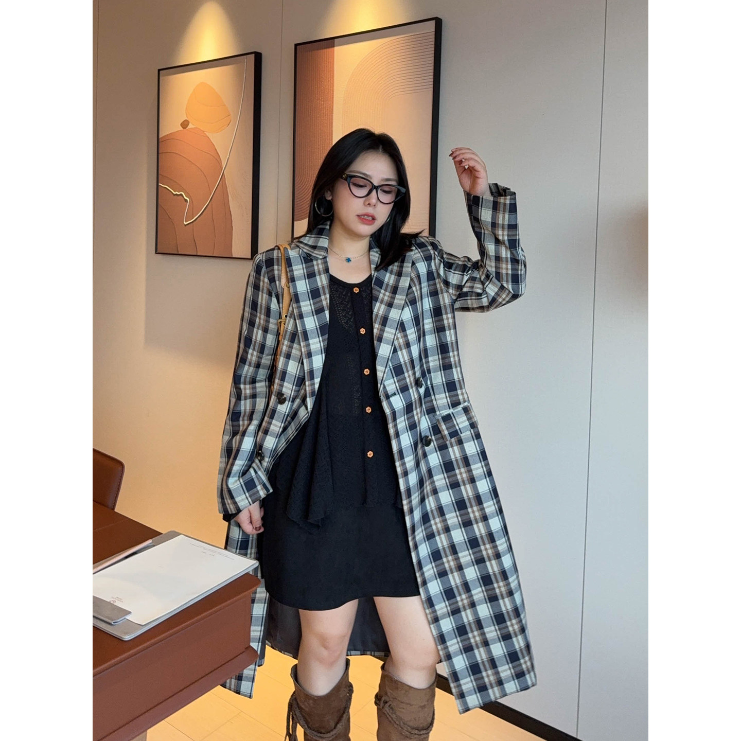 VOGANA戛纳家大码女装高街腔调复古美拉德麂皮绒防走光假两件裙裤,淘宝优惠券,粉丝福利购,淘宝优惠卷