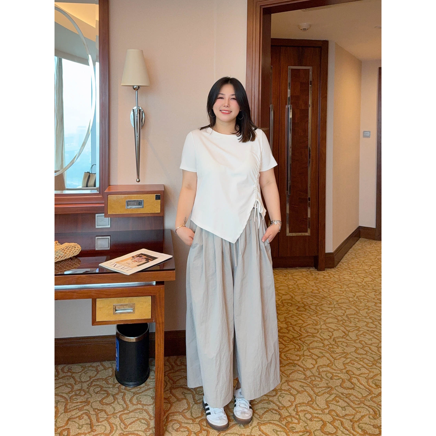 VOGANA戛纳家大码女装不规则抽绳上衣夏显瘦显高亲肤舒适短袖t恤