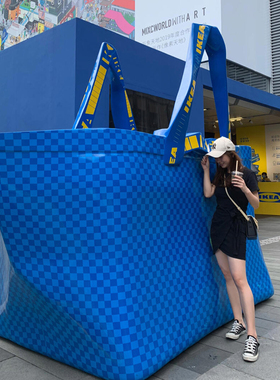 大型仿真购物袋手提包雕塑店铺开业商场户外拍照打卡美陈装饰摆件