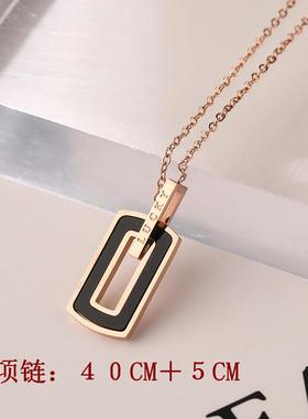 黑白方形相扣钛钢锁骨链短款项链