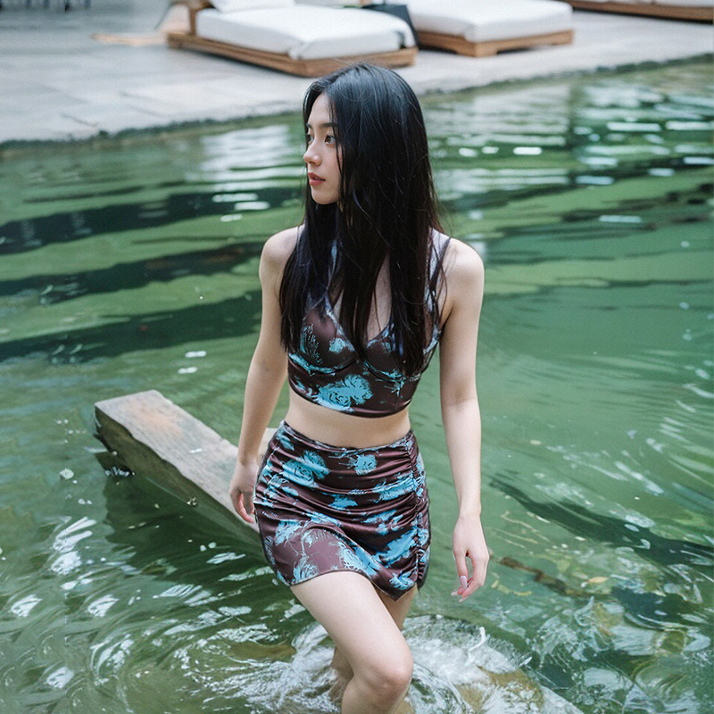 亦美珊美拉德泳衣女分体高级感纯欲海边度假三件套2025新款泡温泉