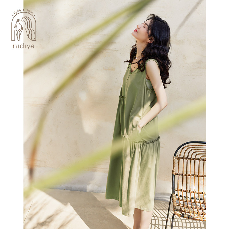  妮狄娅服饰睡裙