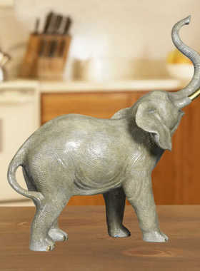 一个客厅彩绘大象摆件黄铜